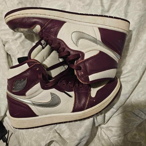 Air jordan 1 mid - Picture 1 of 2